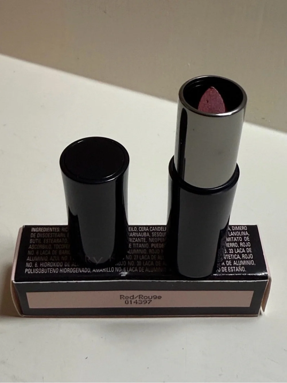 Mary Kay crème lipstick Red Rouge